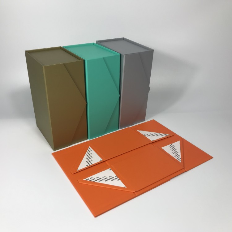 Magnetic Collapsible Boxes